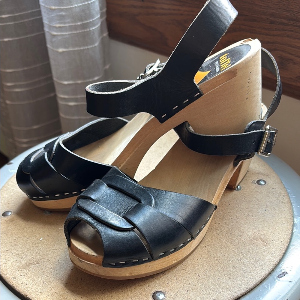 Swedish Hasbeens Toffel Black Clog Sandals